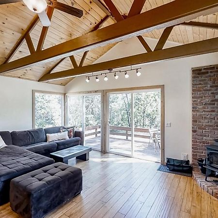 Cascadel Hideaway Villa North Fork Exterior photo