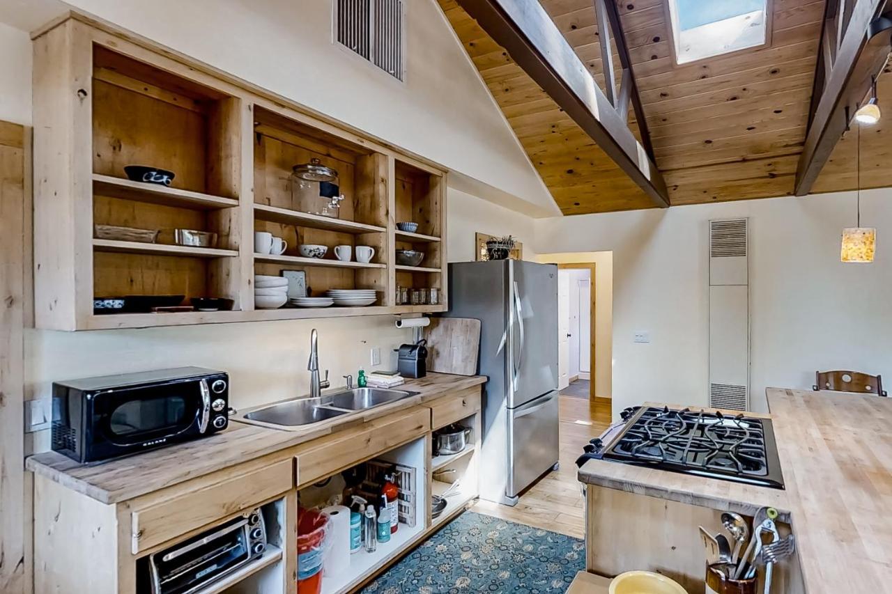 Cascadel Hideaway Villa North Fork Exterior photo